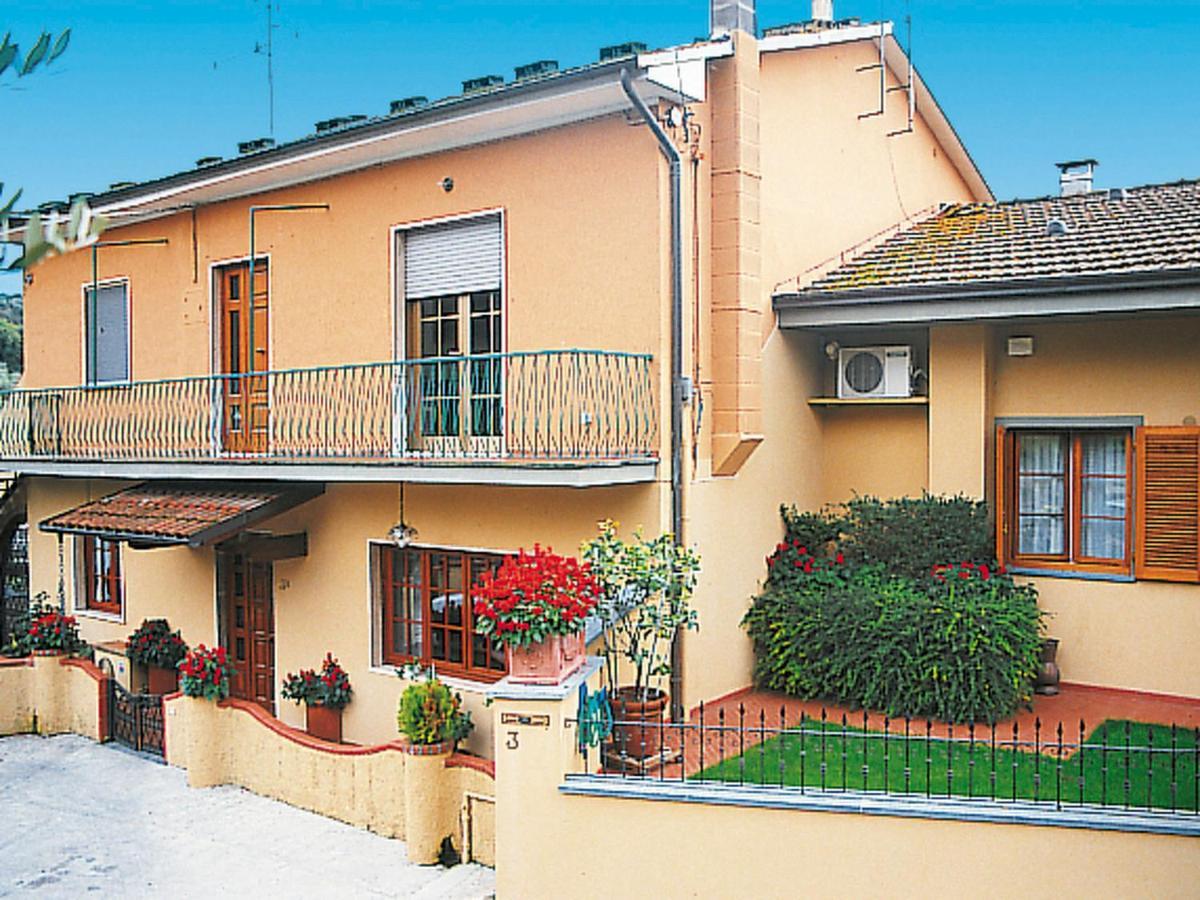 Apartment Barbara By Interhome Corsanico-Bargecchia Exteriör bild